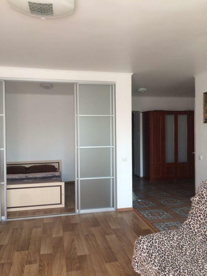 Studio Apartment In Center Πολτάβα Εξωτερικό φωτογραφία